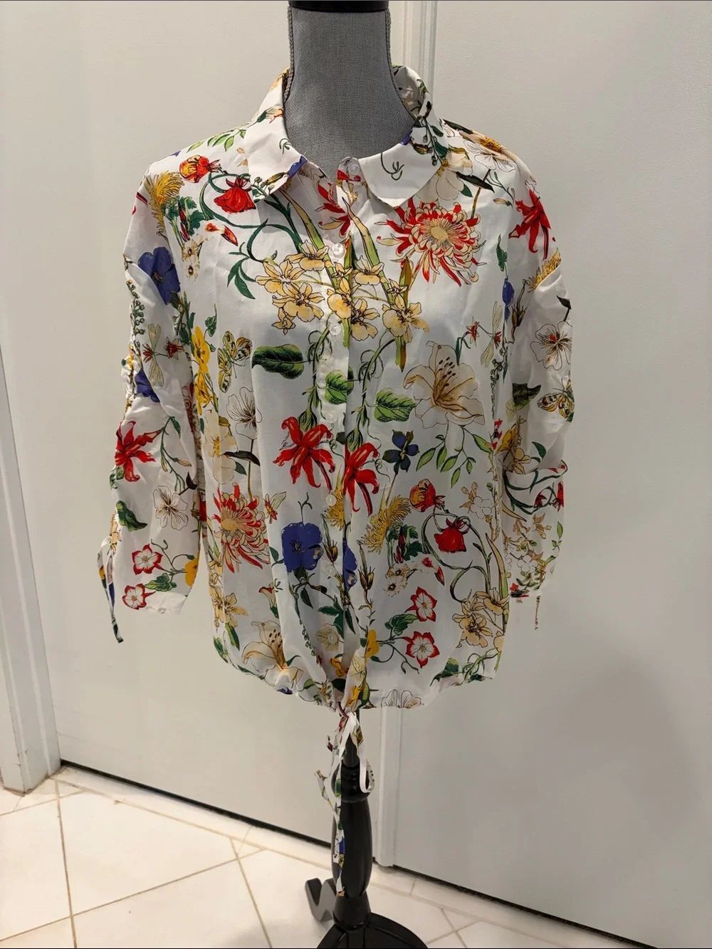 Marc Jacobs White Button-Down Blouse with Multicolor Floral Print